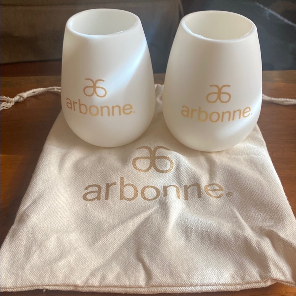 Arbonne White Silicone Wine Cups
